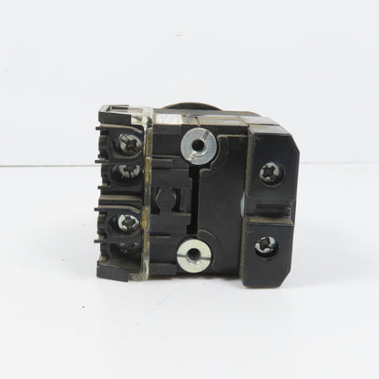 Allen Bradley 800TC-PB16A Amber Momentary Contact Push Button 120V 800TC-XA