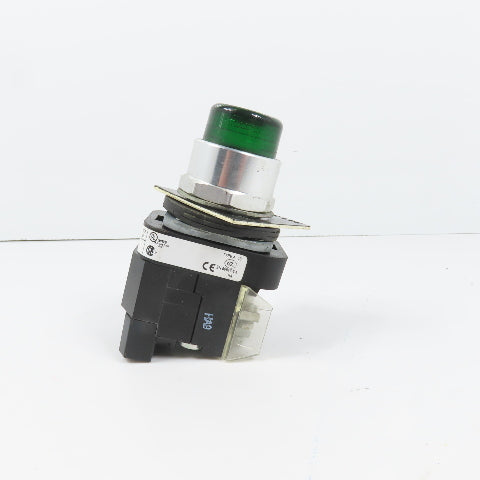 Allen Bradley 800T-QBH2G Green Momentary Contact Push Button 12-130V W/ 800T-XA