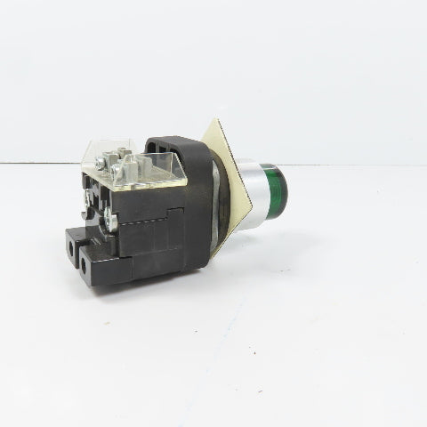 Allen Bradley 800T-QBH2G Green Momentary Contact Push Button 12-130V W/ 800T-XA