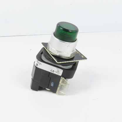 Allen Bradley 800T-QBH2G Green Momentary Contact Push Button 12-130V W/ 800T-XA