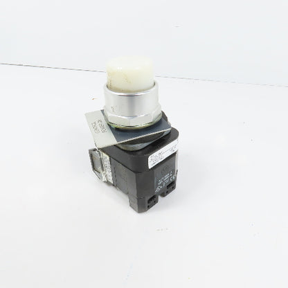 Allen Bradley 800TC-PB16 White Momentary Contact Push Button 120V W/ 800TC-XA