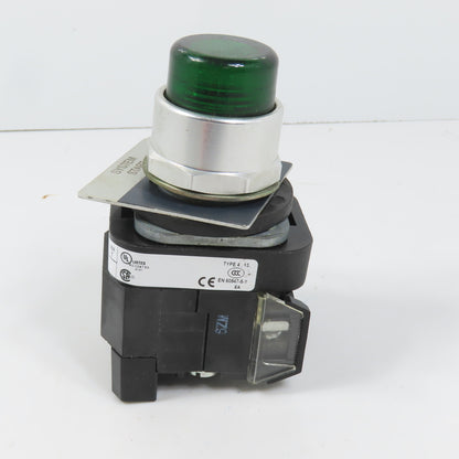 Allen Bradley 800TC-PB16G Green Momentary Contact Push Button 120V W/ 800TC-XA