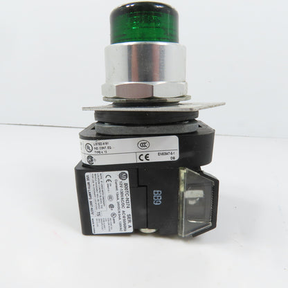 Allen Bradley 800TC-QBH2G Green Momentary Contact Button 12-130V W/ 800TC-N374
