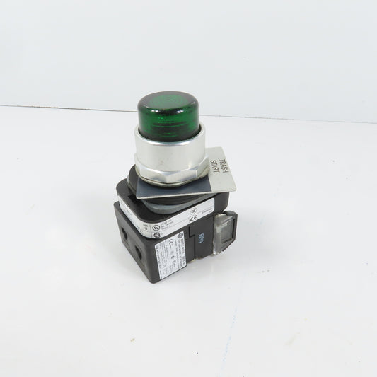 Allen Bradley 800TC-QBH2G Green Momentary Contact Button 12-130V W/ 800TC-N374
