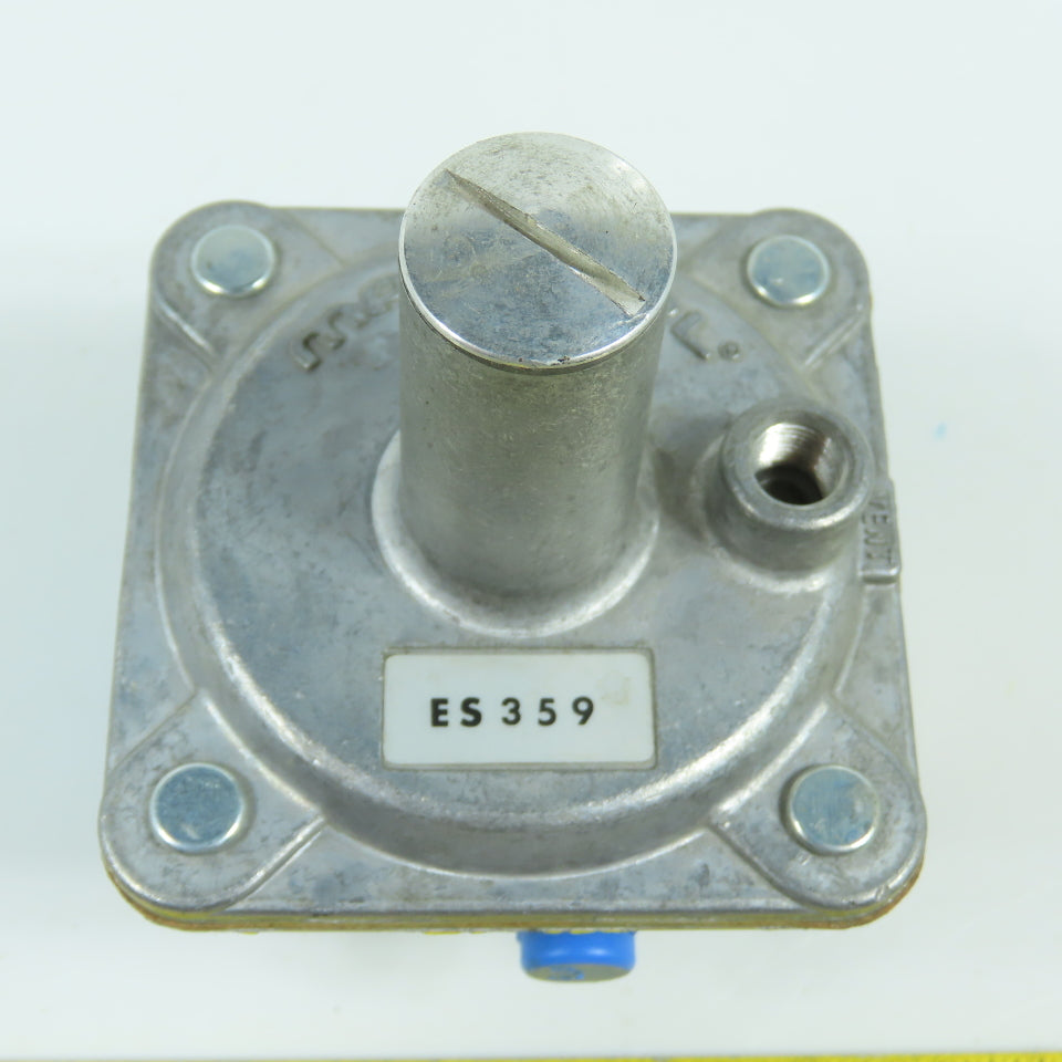 Maxitrol ES359 Gas Pressure Regulator 3/4" NPT