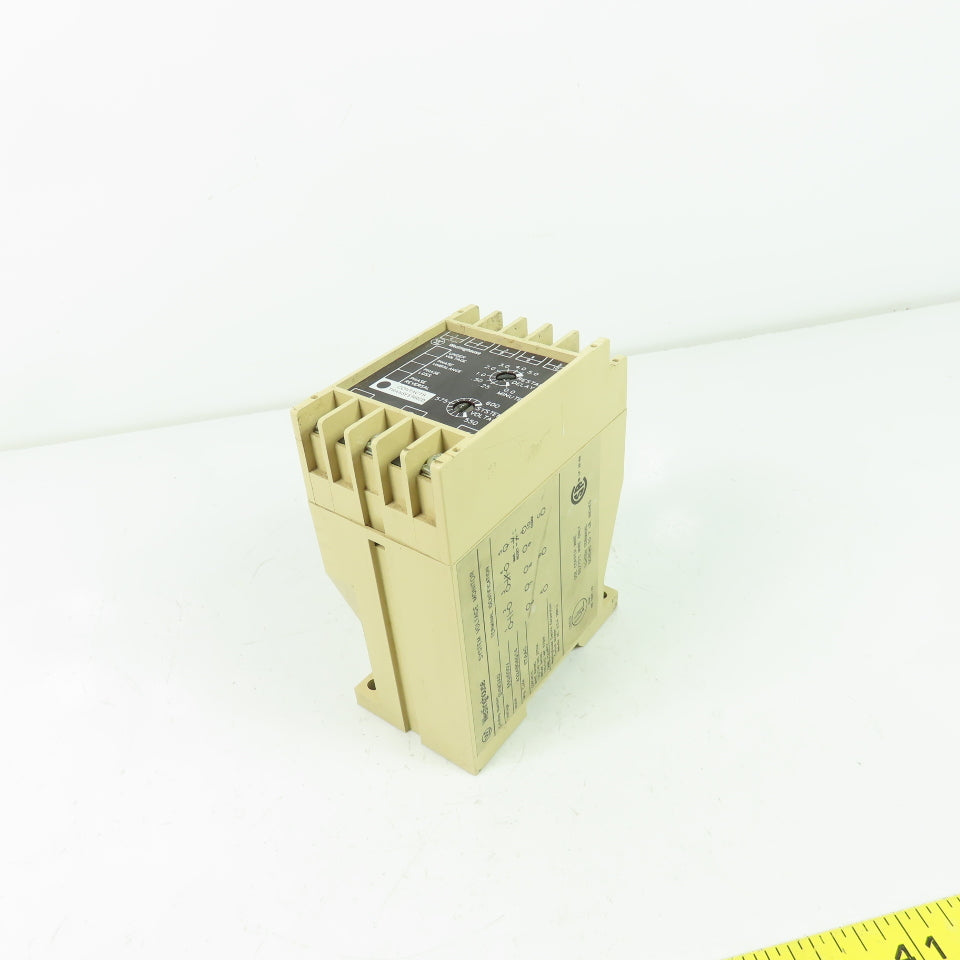 Westinghouse SVM3AD 4324B04G14 System Voltage Monitor 550/600V