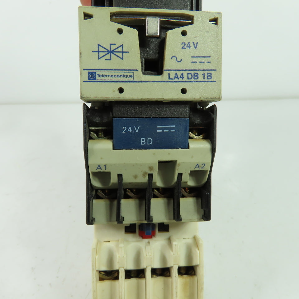 Telemecanique LADN31 LA1 DN31 3 Pole Contactor 600VAC 10A 24V Coil