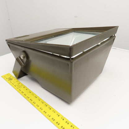 Hubbell MVM Series 150W 115-277/208-240V Metal Halide Wall Pack Light Fixture