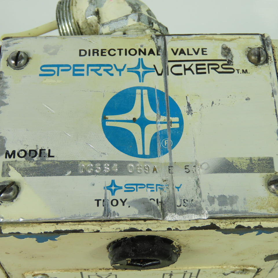 Vickers DC5S4 069A E 5* Directional Control Valve 115V Coil W/ Manifold