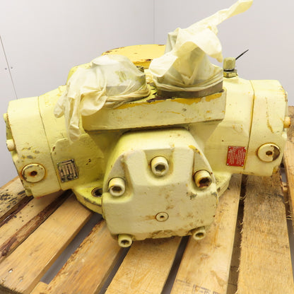 Pleiger M02000-05-209 Radial Piston Hydraulic Motor 2400cm3 / Revolution 240RPM