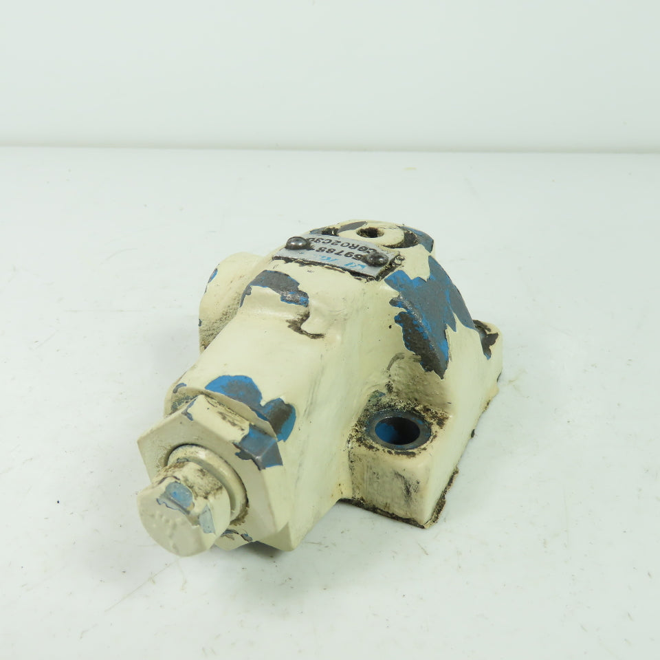 Vickers CGR02C30 Hydraulic Relief Valve 597851