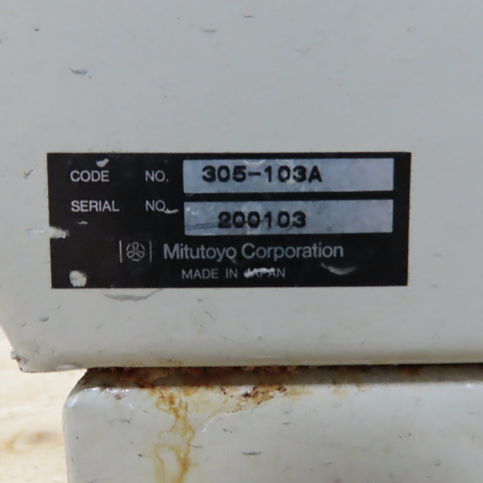 Mitutoyo 305-103A PV600A 24" Profile Projector Optical Comparator 120V