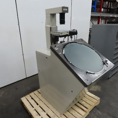 Mitutoyo 305-103A PV600A 24" Profile Projector Optical Comparator 120V