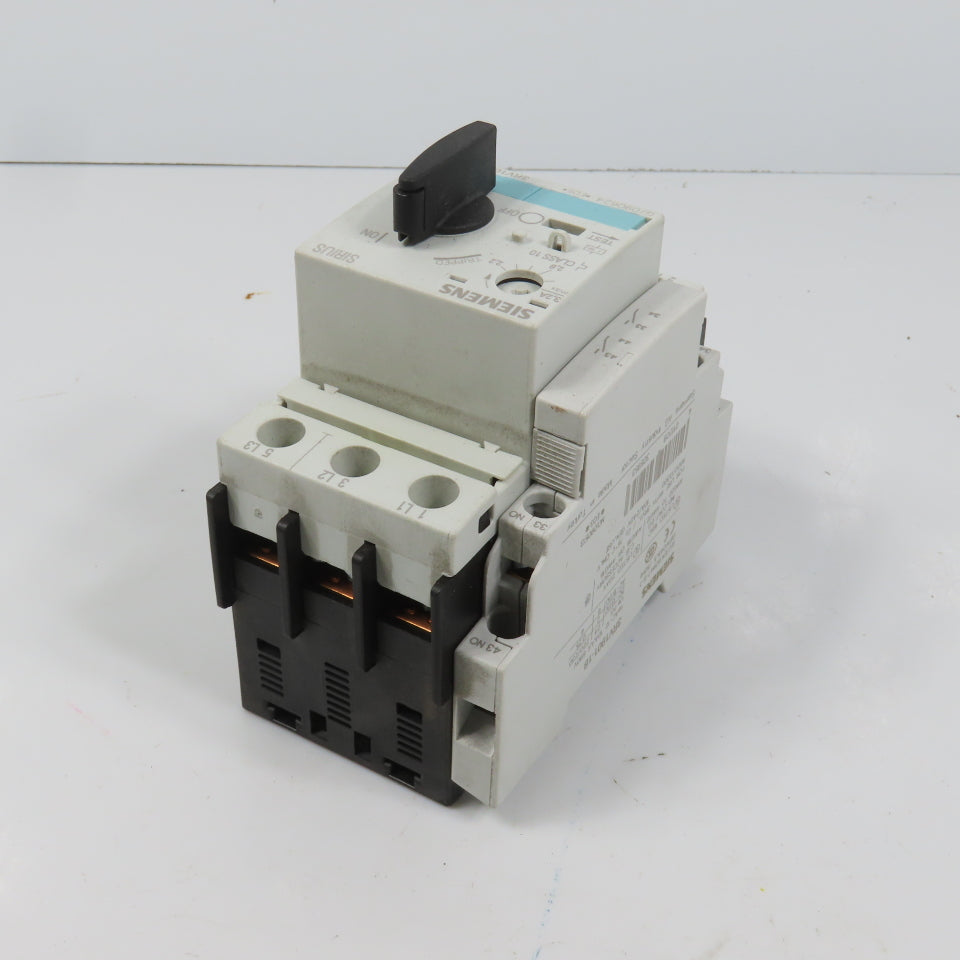 Siemens 3RV1021-1DA10 Sirius Circuit Breaker / Motor Protector 2.2-3.2 Amp W/Aux