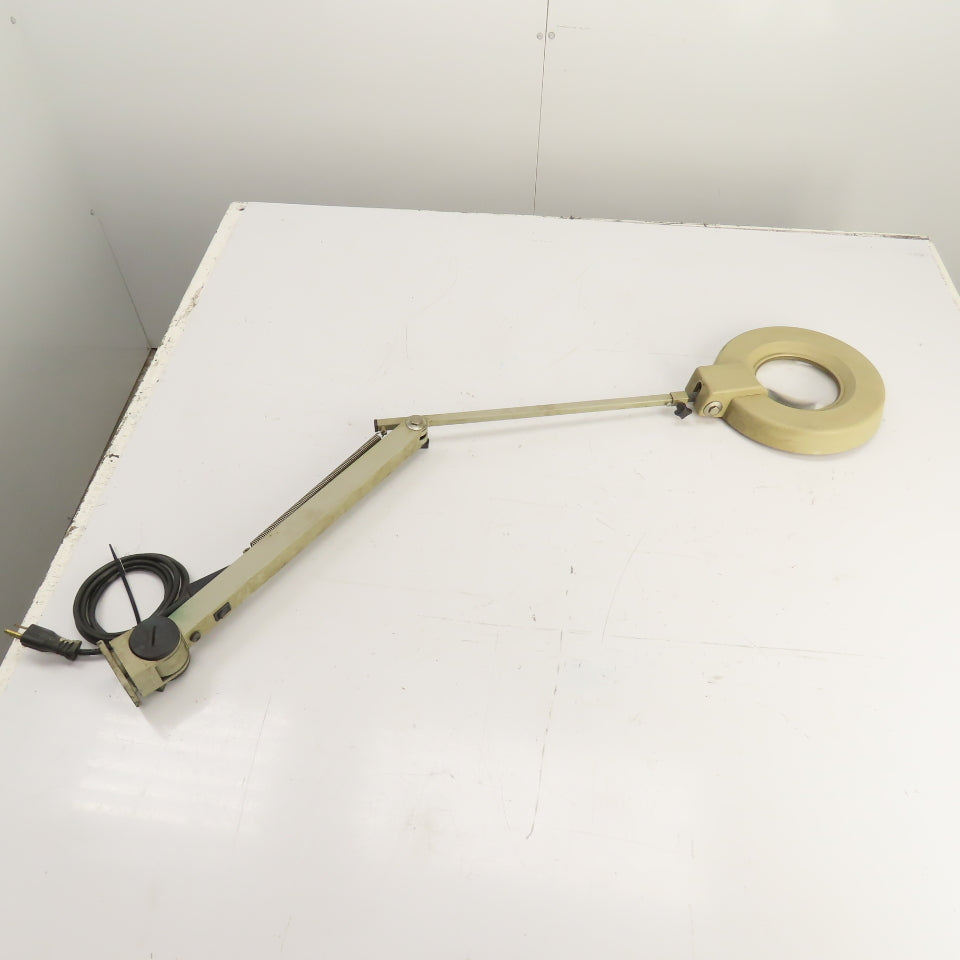 Waldmann RLL 122 Magnifier Luminaire Circular Florescent Lamp 120V 22W Tested