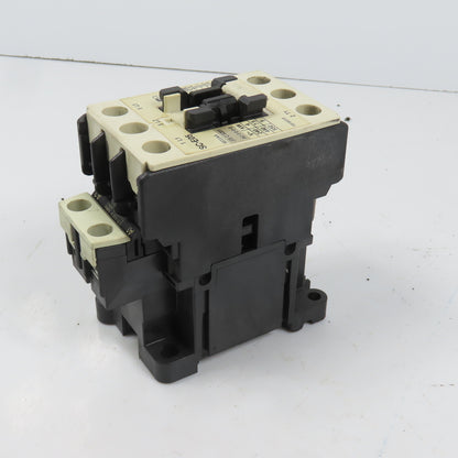 Fuji SE22AA SC-E05 Power Contactor 120V Coil