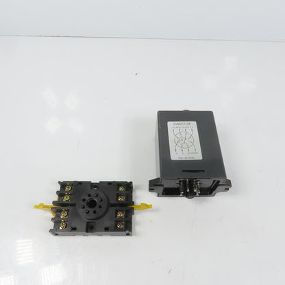 Omron AMD-SL2 Motion Detector Timer Relay 0-10 Sec 100/110VAC W/ Base