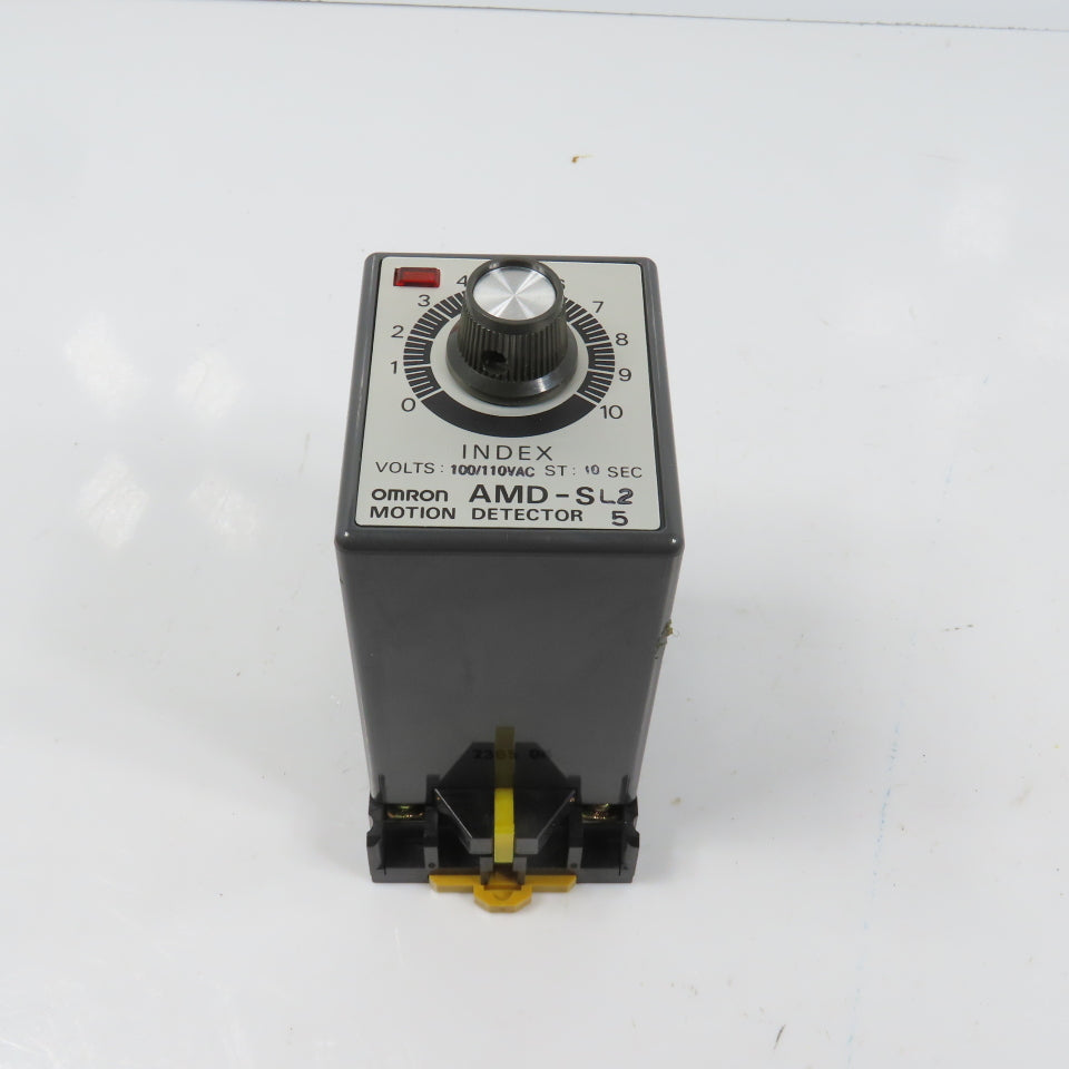 Omron AMD-SL2 Motion Detector Timer Relay 0-10 Sec 100/110VAC W/ Base