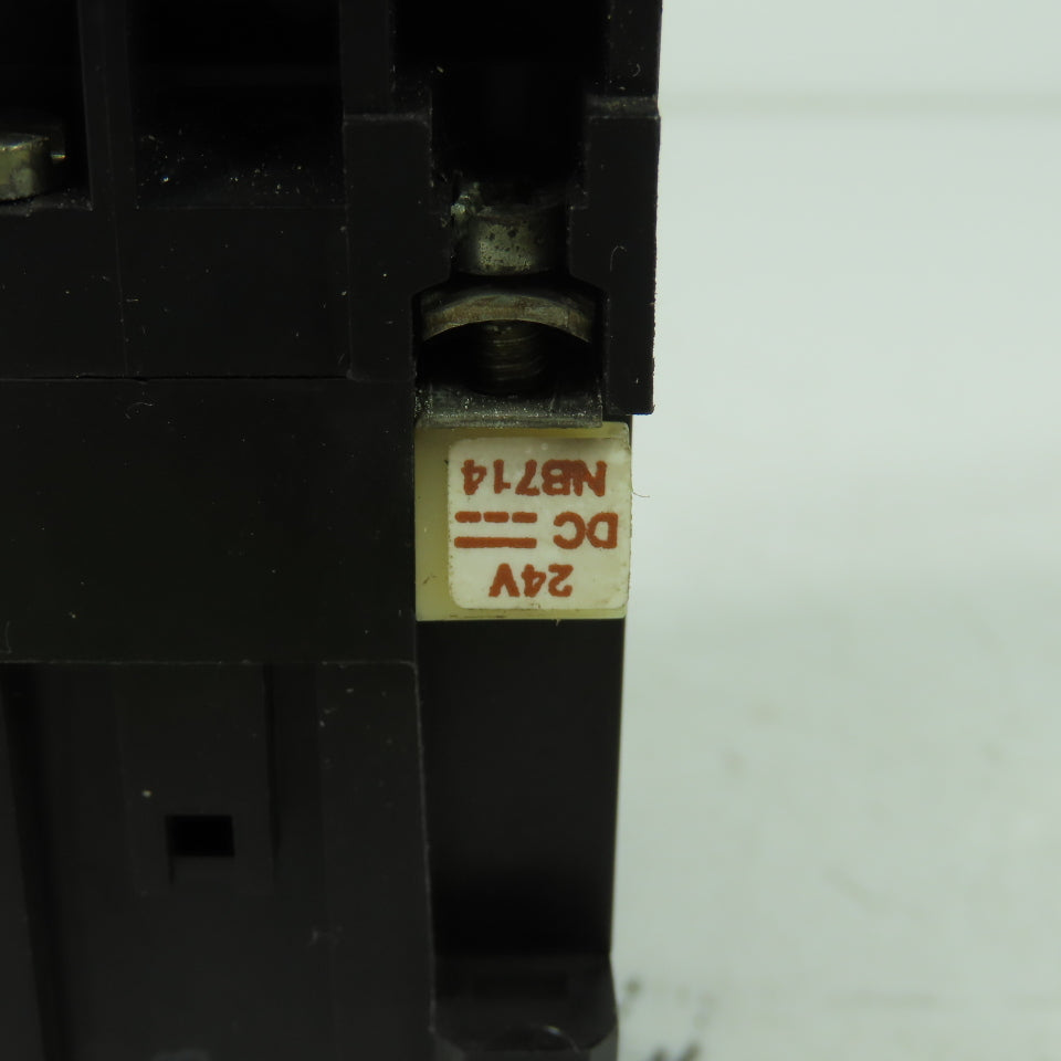 Allen Bradley 100-A09NZ*3 Ser B Contactor 24VDC Coil 7.5HP