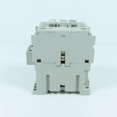 Allen Bradley 100-C09*10 Ser A C09 Contactor 600VAC Max W/ 120V 50/60HZ Coil