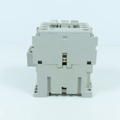 Allen Bradley 100-C09*10 Ser A C09 Contactor 600VAC Max W/ 120V 50/60HZ Coil