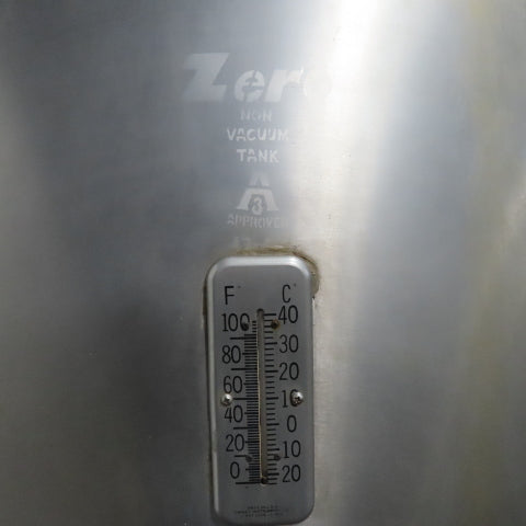 Zero A0L700 NV 700 Gallon Stainless Steel Jacket Liquid Holding Farm Bulk Tank