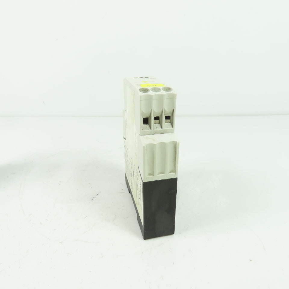 Moeller ETR4-11-A Timing Relay 240V 50/60Hz Lot of 2