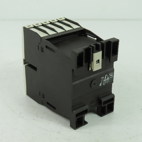 Moeller DIL AC-22 Contactor Relay 230V 50/60Hz
