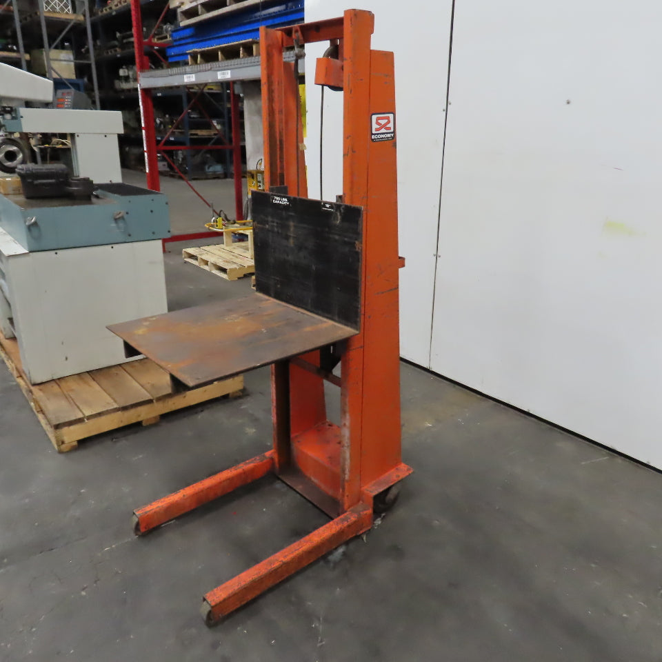 Economy MV-54 750LB Capacity Manual Powered Die Lift Stacker Straddle 53" Height