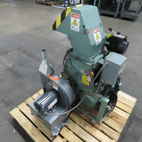 Rapid 79C 5HP Plastic Granulator Recycler 230/460V 3PH W/ Dayton 1.5HP Blower
