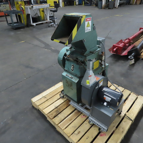 Rapid 79C 5HP Plastic Granulator Recycler 230/460V 3PH W/ Dayton 1.5HP Blower