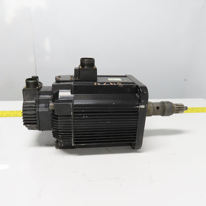 Yaskawa SGMGH-44A2A-YR15 4400W AC Servo Motor 1500RPM 200V 45A 28.4Nm W/Encoder