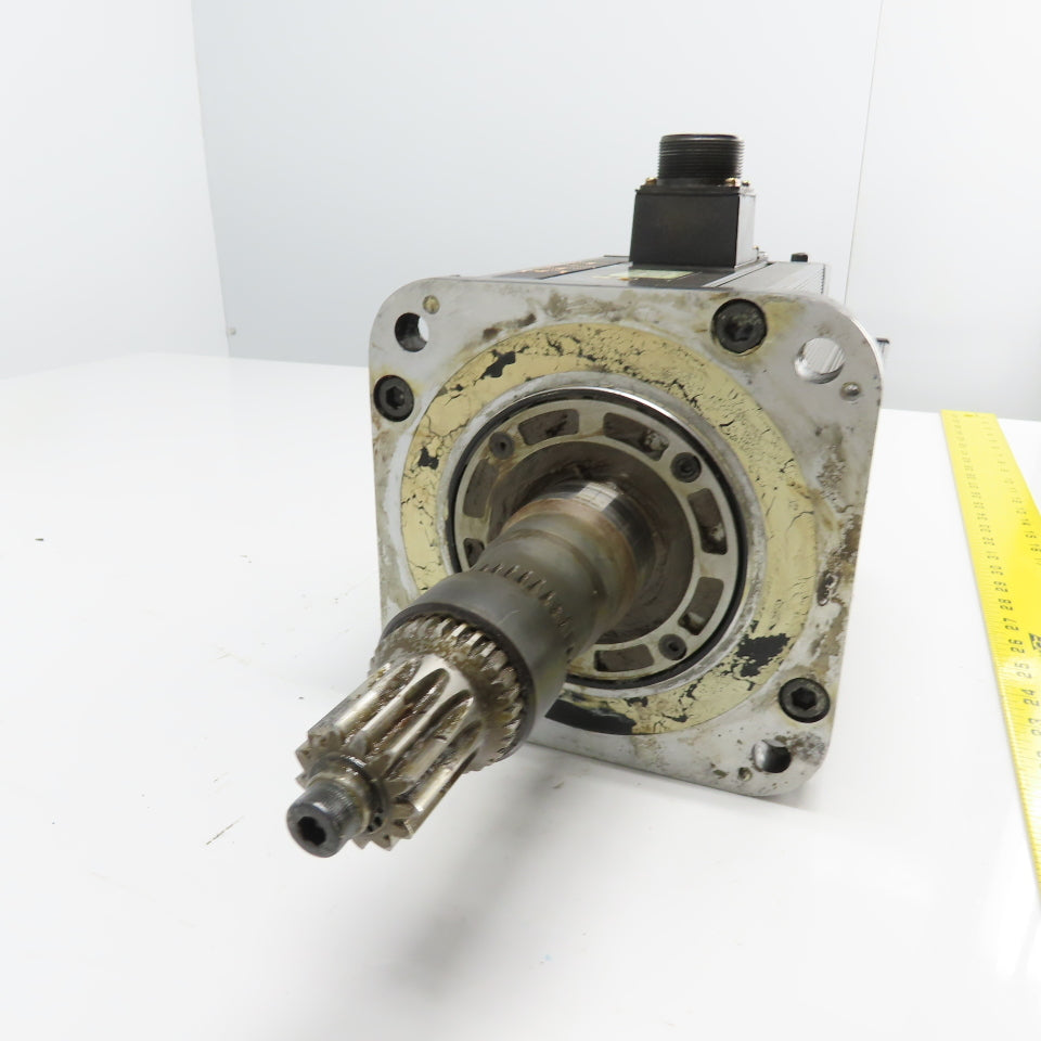Yaskawa SGMGH-44A2A-YR15 4400W AC Servo Motor 1500RPM 200V 45A 28.4Nm W/Encoder