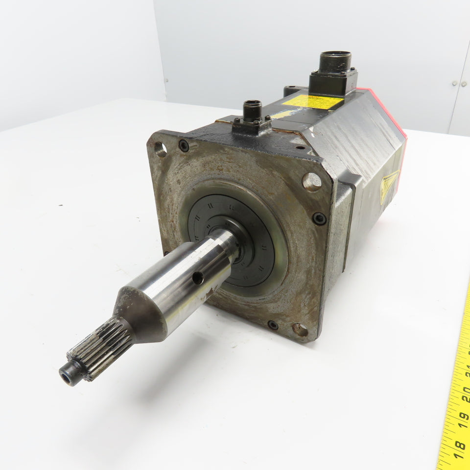 Fanuc A06B-0267-B605 4.3kW 2000RPM 179V AC Servo Brake Motor W/ Pulsecoder