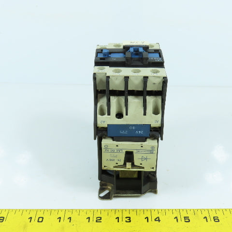Telemecaniue LP1D3201 20HP Power Relay Contactor 50A 24VDC Coil 600V