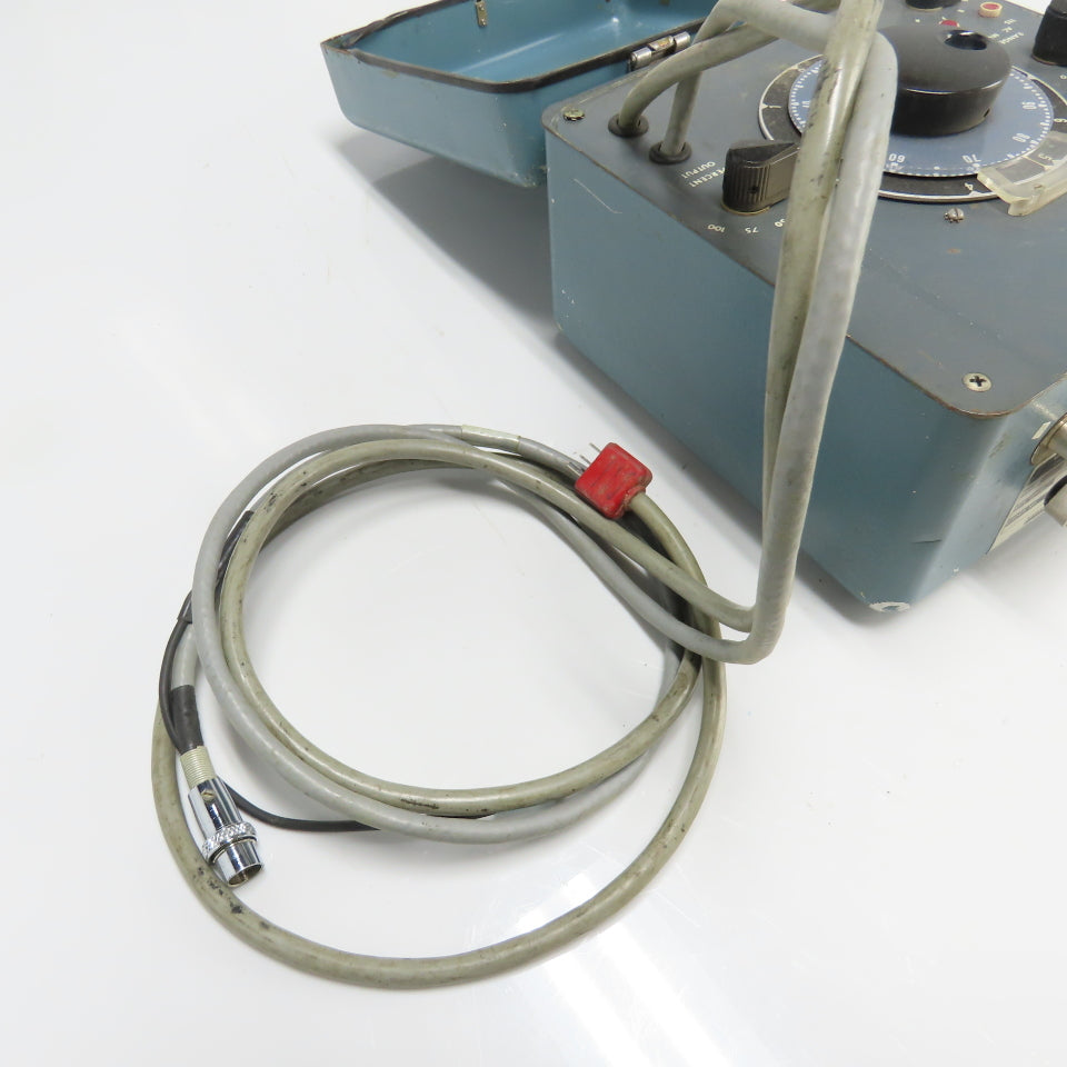 Foxboro 8120-6 Magnetic Flow Calibrator 118/236VAC 1.5A ST.B