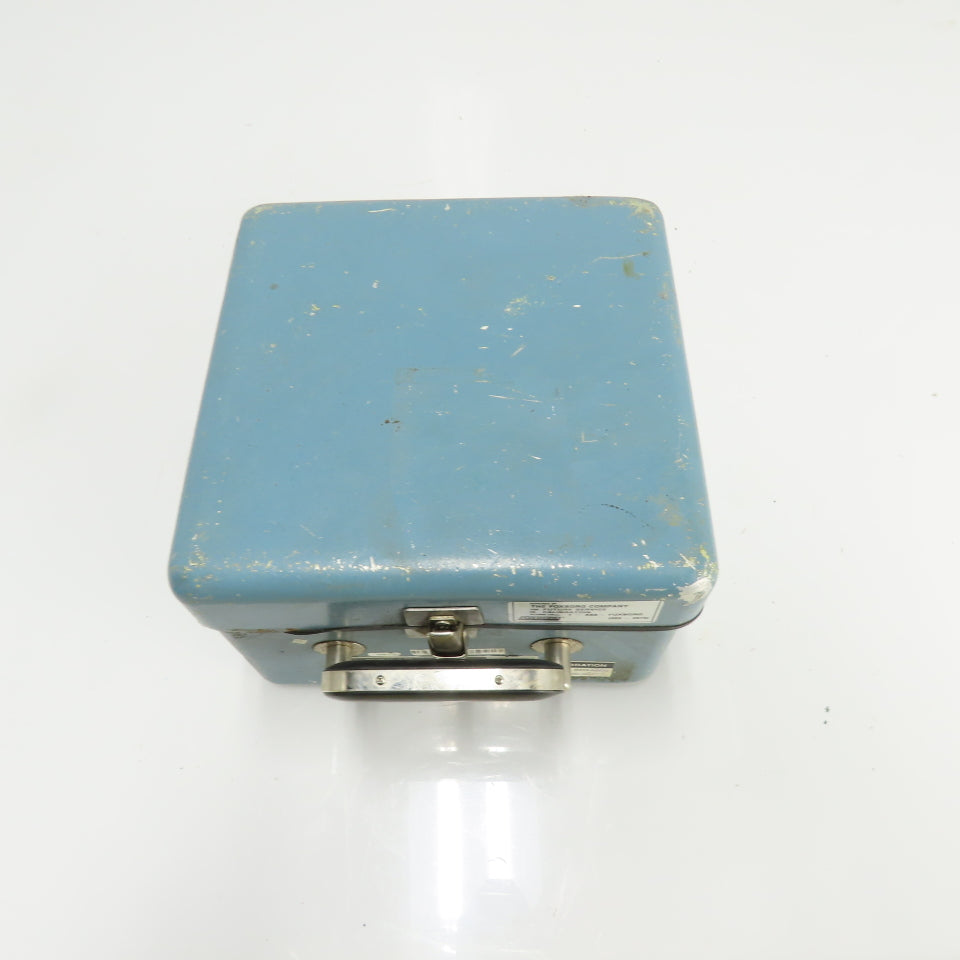 Foxboro 8120-6 Magnetic Flow Calibrator 118/236VAC 1.5A ST.B
