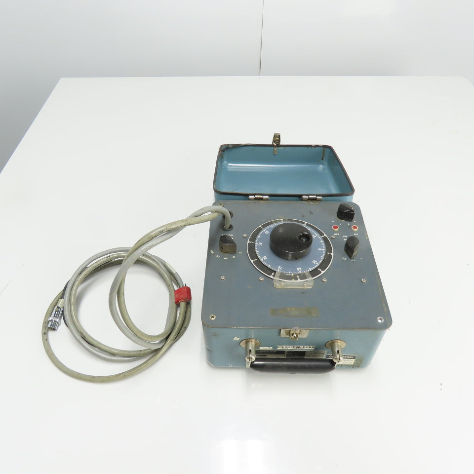 Foxboro 8120-6 Magnetic Flow Calibrator 118/236VAC 1.5A ST.B