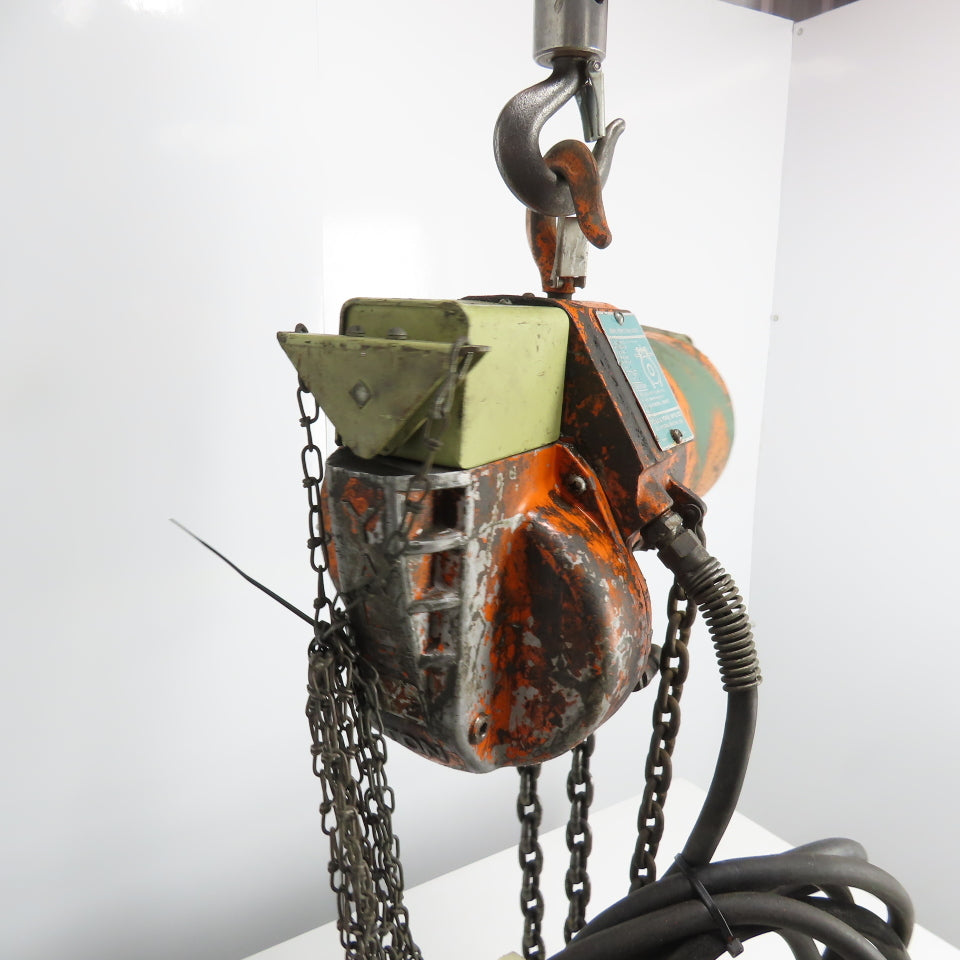Yale 1E13W1 1/2 Ton 1000LB Electric Chain Hoist 3Ph 230V 12' Lift