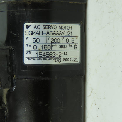 Yaskawa SGMAH-A5AAAYU21 0.159Nm 200V Servo Motor 50W 0.6A 3000RPM