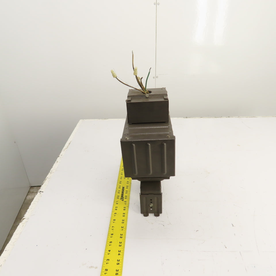 Lumark MHSS-M-400-MT-U Type MH M-59 Lighting Fixture 400W 120-277VAC 60HZ CW