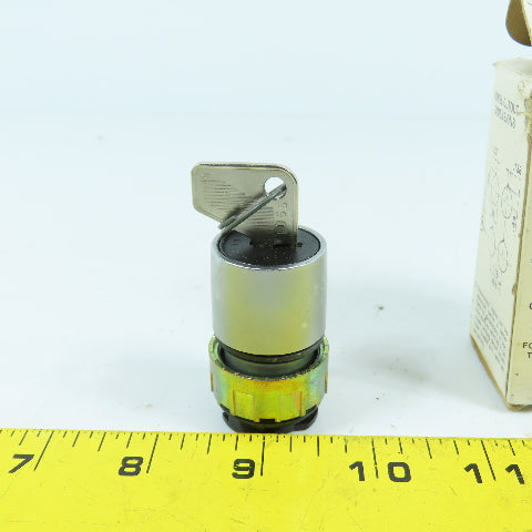 Joslyn Clark 080 2-Position Keyed Selector Switch Bul. 100 600VAC / 300VDC NEW