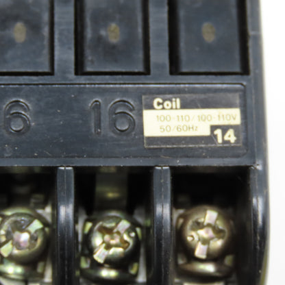 Fuji SRCa 3631-05Z324A 600V Contactor Relay 5-8A Overload 110V Coil