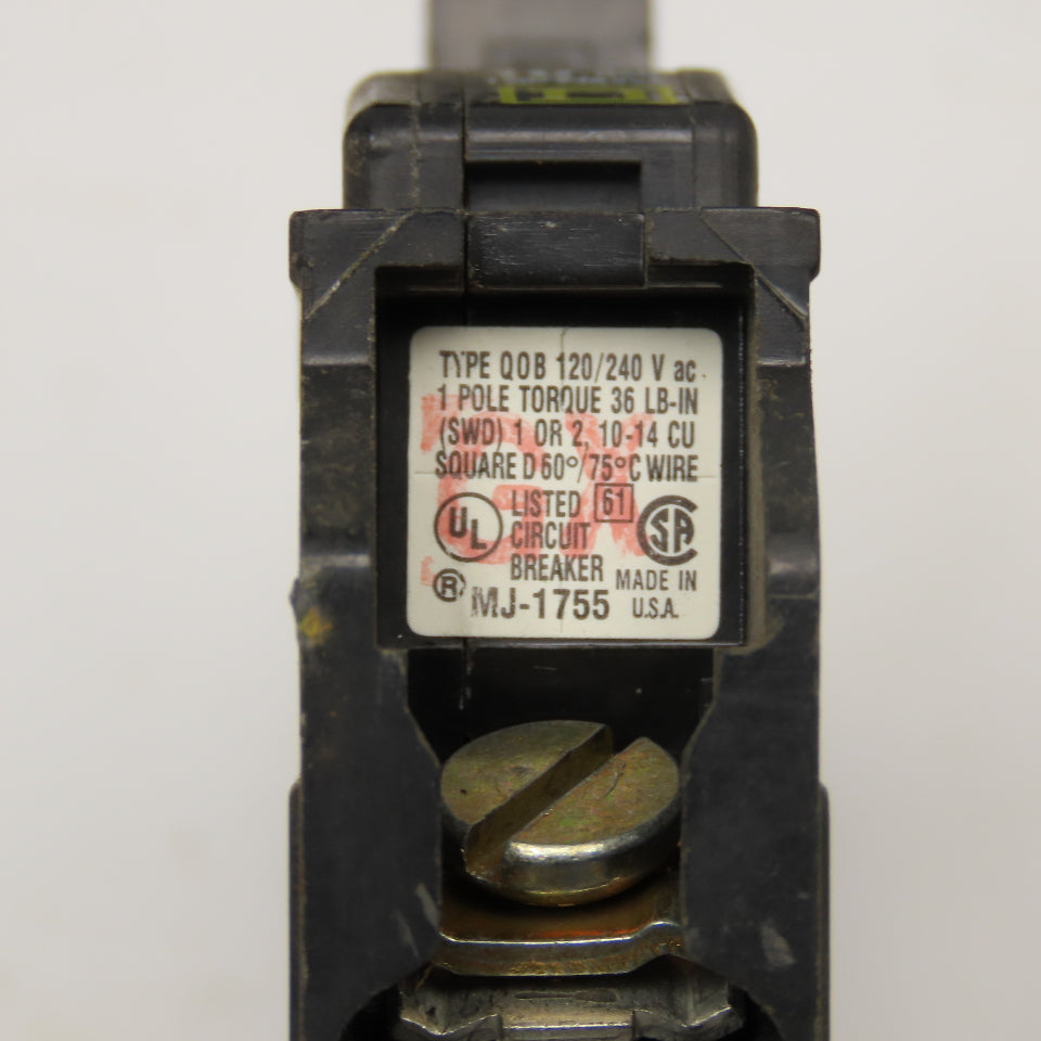 Square D Q0B 20A Single Pole Circuit Breaker 120/240V Lot Of 15
