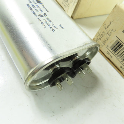 Magnetek 005-1420-MF-1 2411 Capacitor 370VAC 25uF 60P67-2411 Lot Of 2