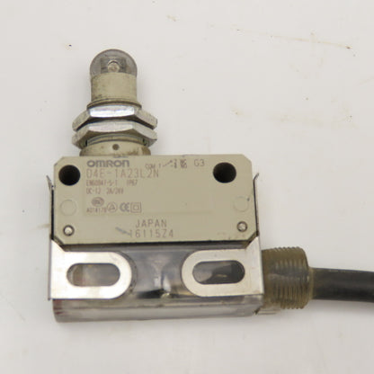 Omron D4E-1A23L2N Cam Roller Limit Switch 5A 125V
