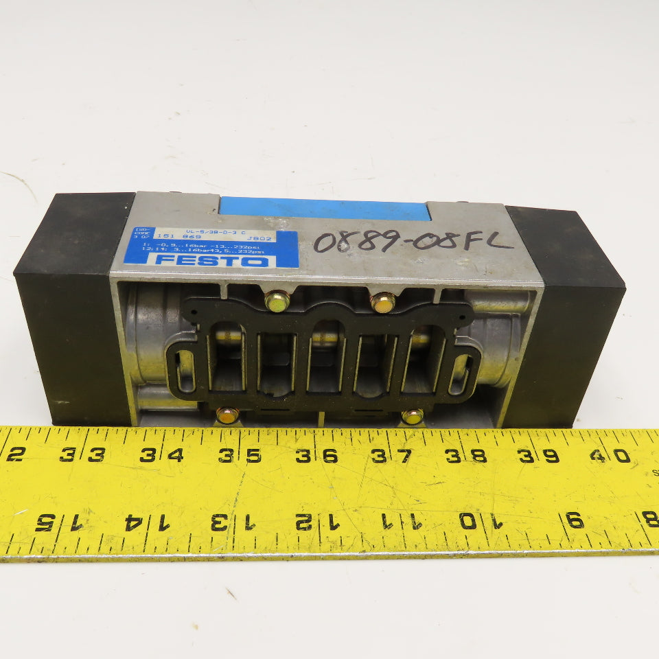 Festo VL-5/3B-D-3 5/3 Way Pressurized Center Pneumatic Valve Air Piloted