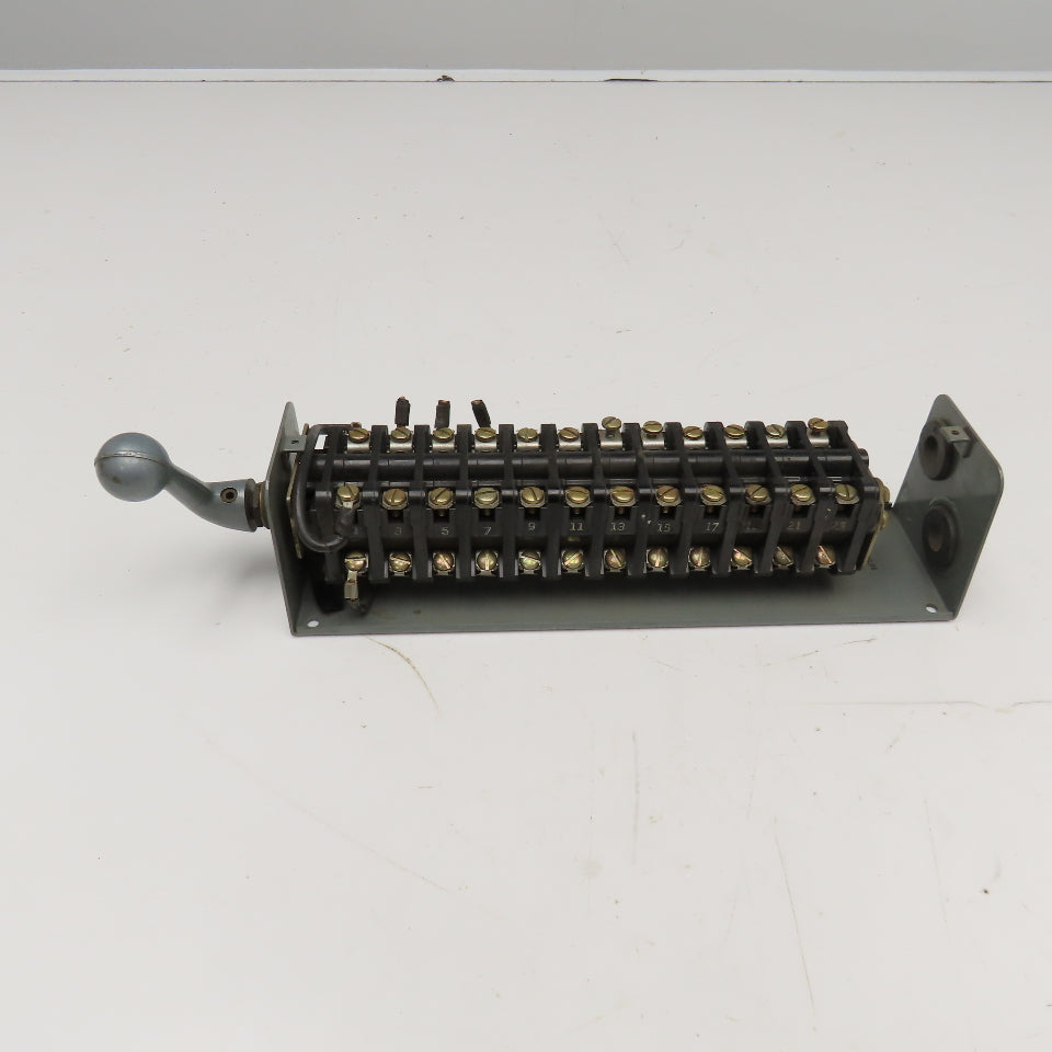 Allen Bradley Reversing Drum Switch 3 Position 12 Pole No Cover