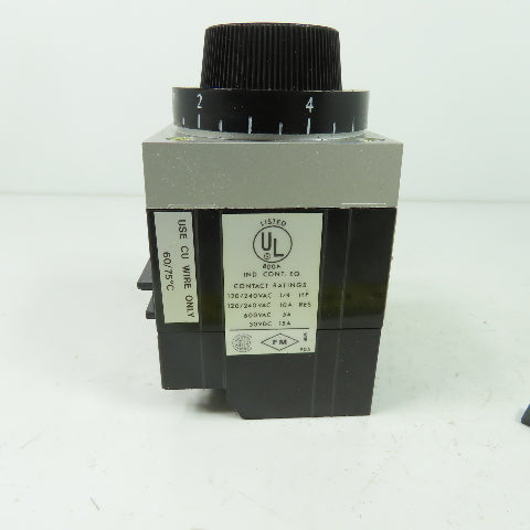 Agastat 7022VF Pneumatic Timing Relay 32VDC Coil 1-10 Min