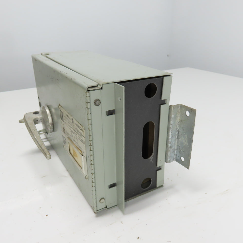 General Electric QMR36I 30A Fusible Interrupter Switch 3 Pole 600VAC